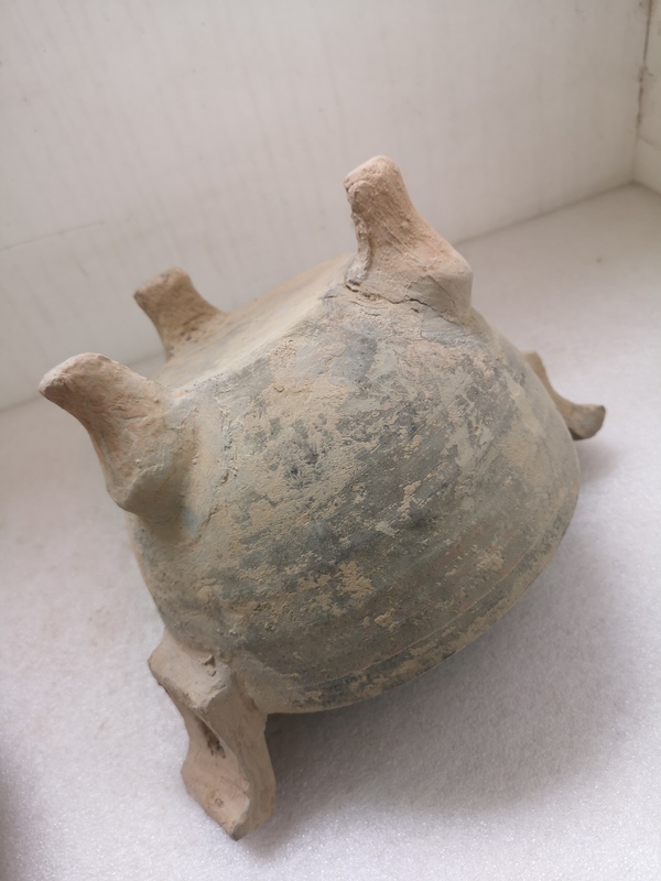 古玩陶瓷灰陶鼎拍賣,當前價格580元