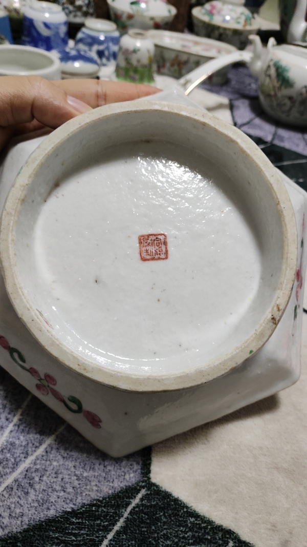 古玩陶瓷清同治粉彩洪福齊天紋貢盤拍賣,當(dāng)前價(jià)格5800元