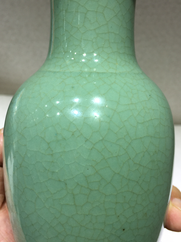 古玩陶瓷綠哥釉盤口瓶拍賣，當(dāng)前價(jià)格1600元