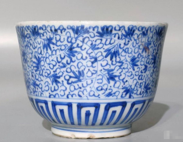 古玩陶瓷青花花卉紋杯拍賣,當(dāng)前價格0元