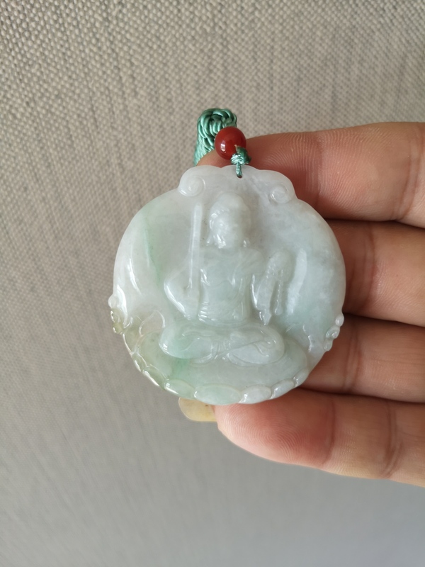 古玩玉器天然翡翠雕“觀音”掛牌拍賣,當(dāng)前價(jià)格345元