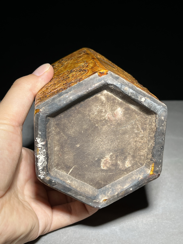 古玩陶瓷黃釉瀝粉趕珠龍紋筆筒拍賣,當(dāng)前價格2000元