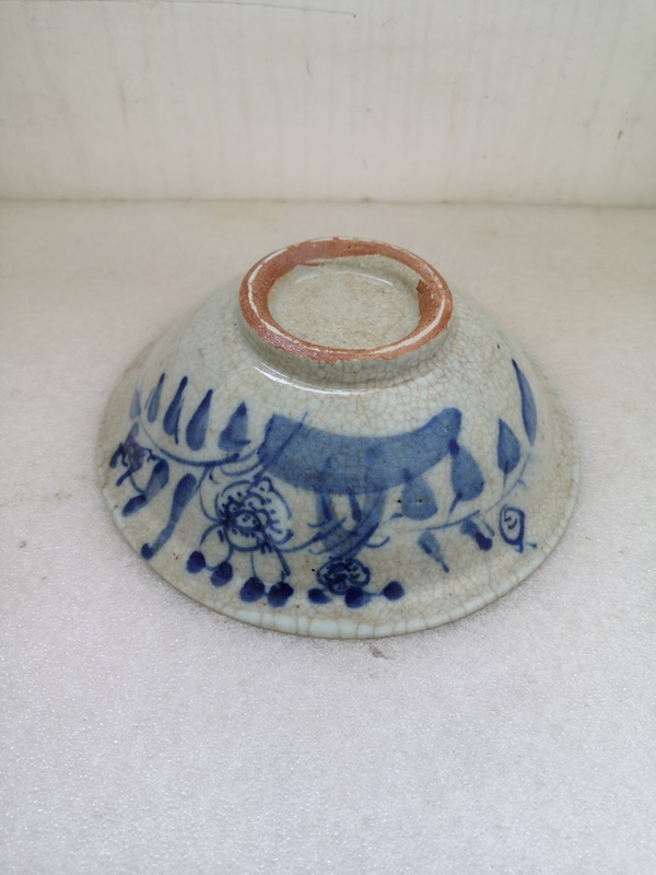 古玩陶瓷哥釉青花碗拍賣,當前價格680元