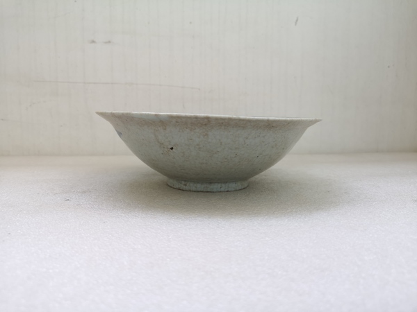 古玩陶瓷哥釉青花碗拍賣,當前價格680元