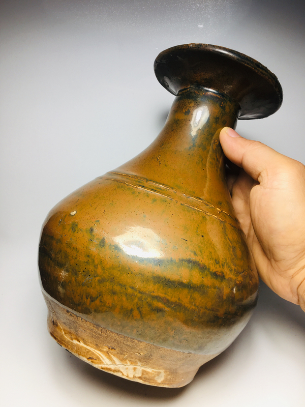 古玩陶瓷窯變褐釉弦紋盤口瓶拍賣,當前價格488元