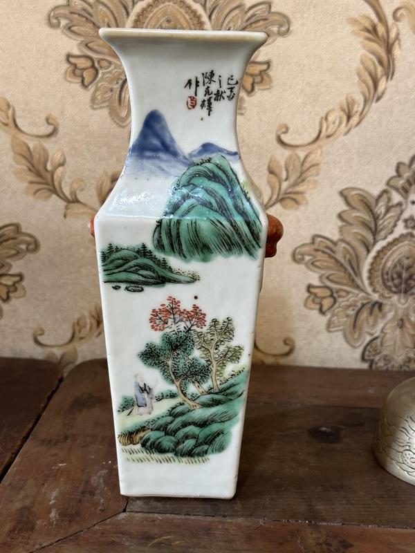 古玩陶瓷粉彩山水詩文獸耳四方瓶拍賣,當前價格22222元
