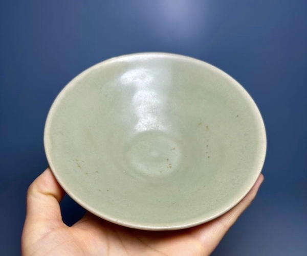 古玩陶瓷五代耀州窯青釉斗笠盞拍賣,當前價格36000元