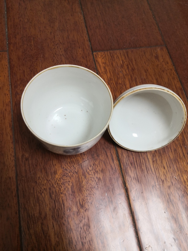 古玩陶瓷平臺保真.清晚皮球花蓋缸拍賣,當前價格999元