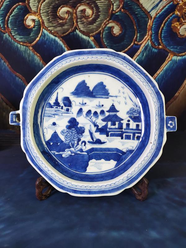 古玩陶瓷【雍正乾隆】溫盤青花山水風景圖溫盤,中空可注熱水拍賣,當前價格2860元