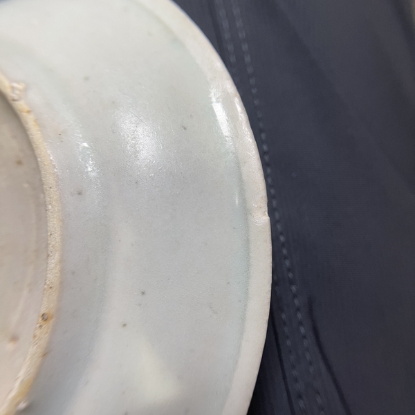 古玩陶瓷明中期花卉紋青花盤拍賣,當前價格1600元