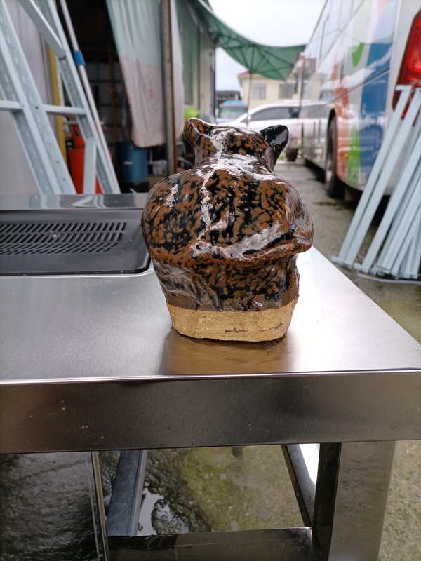古玩陶瓷磁州窯醬釉虎形枕拍賣,當前價格260元