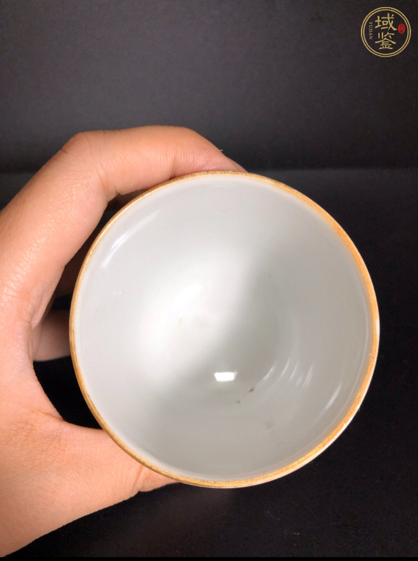 古玩陶瓷清中·廣彩滿大人圖執杯真品鑒賞圖