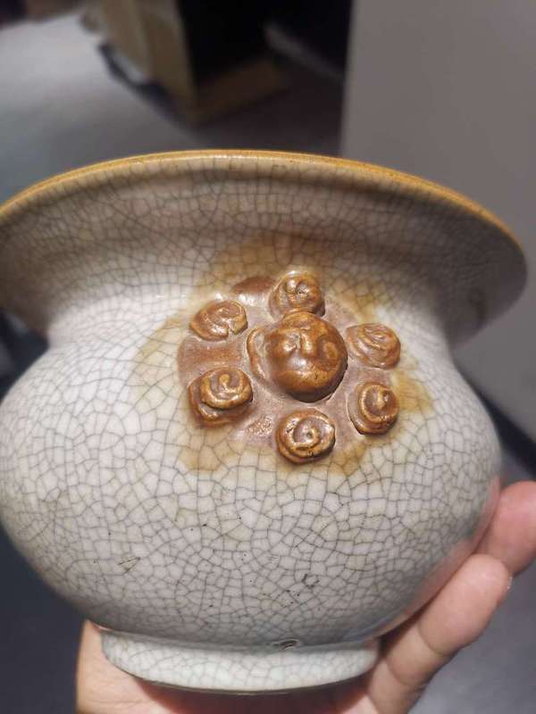 古玩陶瓷清乾隆仿哥釉獸耳爐拍賣,當前價格6200元