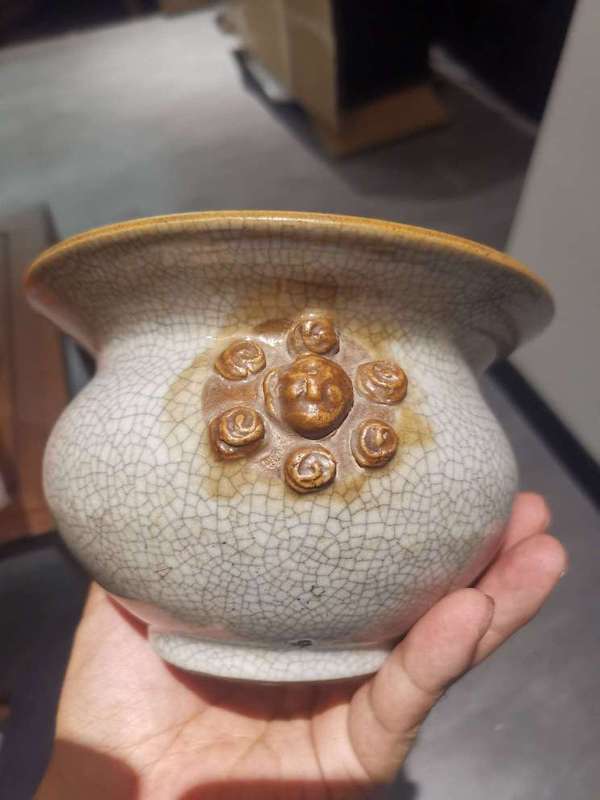 古玩陶瓷清乾隆仿哥釉獸耳爐拍賣,當前價格6200元