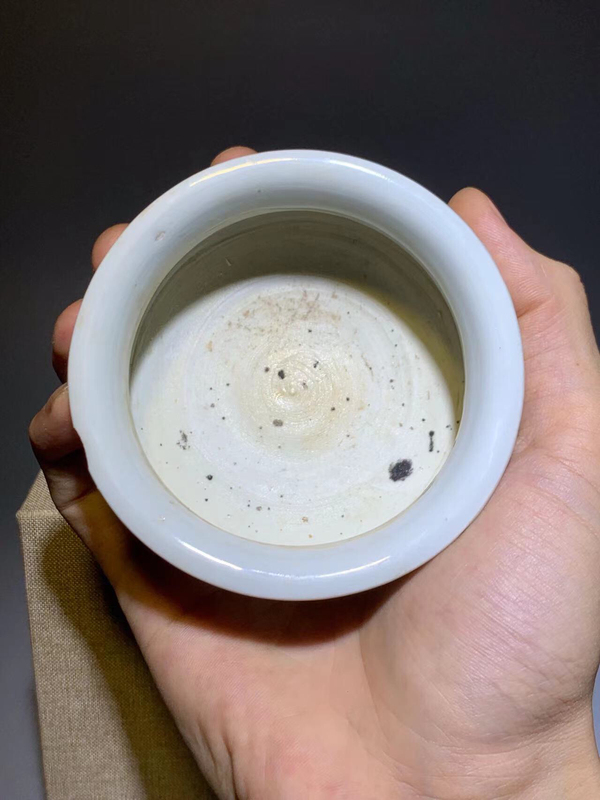 古玩陶瓷(精美)白釉獸耳香爐拍賣(mài),當(dāng)前價(jià)格0元