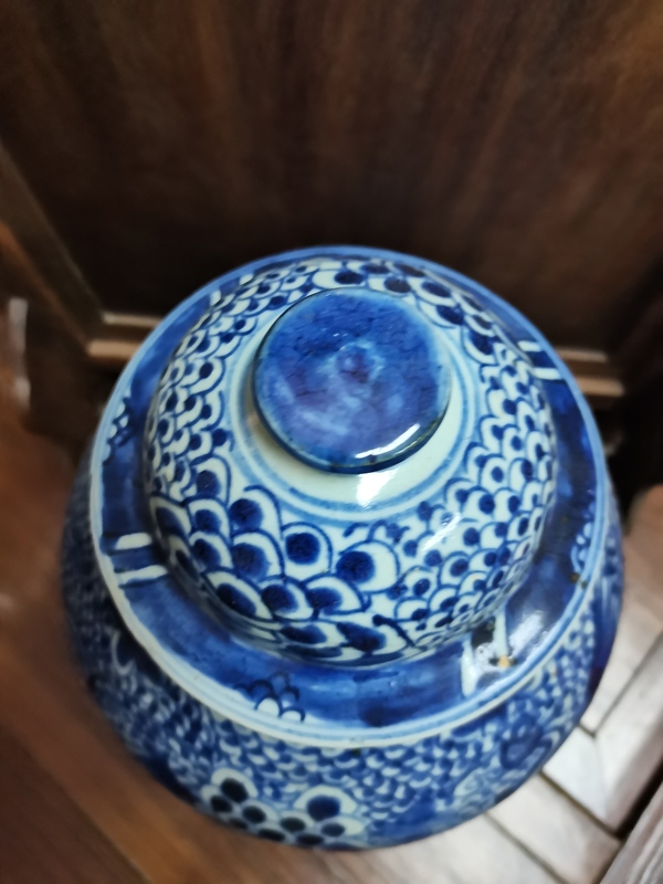 古玩陶瓷青花鳳穿牡丹花紋將軍罐拍賣,當(dāng)前價(jià)格30000元