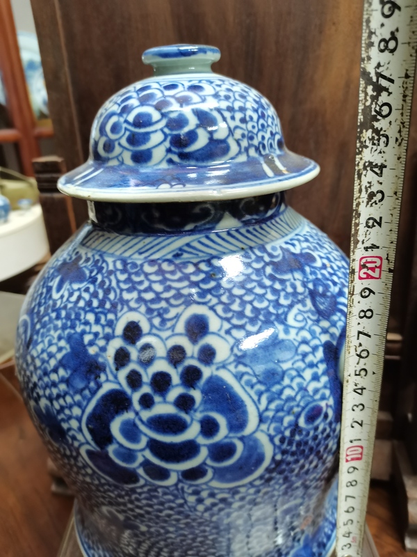 古玩陶瓷青花鳳穿牡丹花紋將軍罐拍賣,當(dāng)前價(jià)格30000元