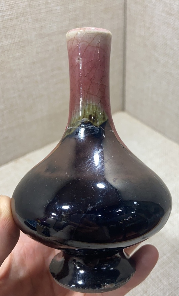 古玩陶瓷清中期三陽開泰荸薺瓶拍賣,當(dāng)前價(jià)格3600元