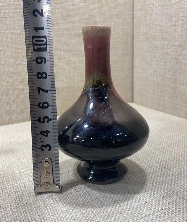 古玩陶瓷清中期三陽開泰荸薺瓶拍賣,當(dāng)前價(jià)格3600元