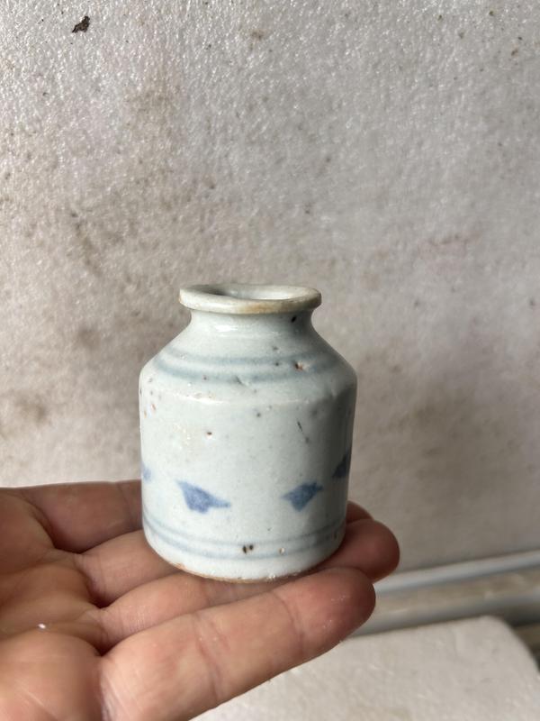 古玩陶瓷青花山水人物水盂拍賣,當前價格198元