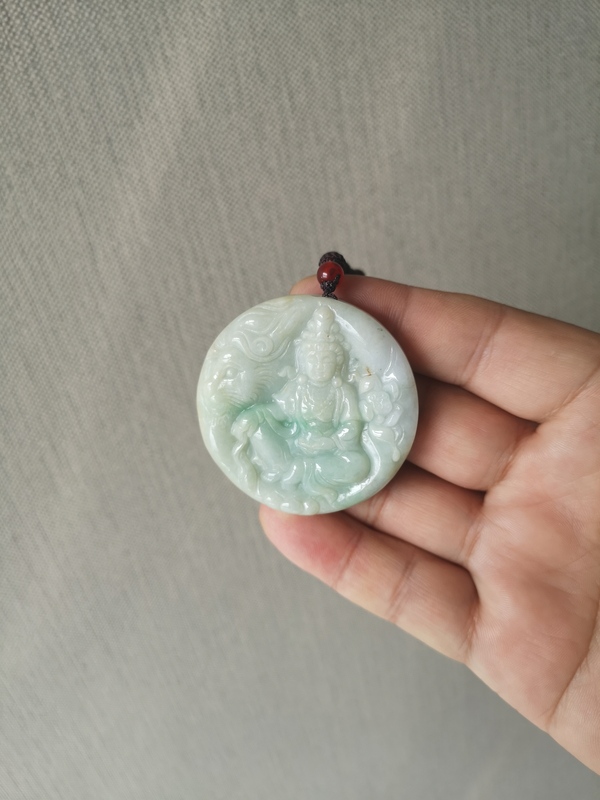 古玩玉器天然翡翠雕“文殊菩薩”掛牌拍賣,當前價格298元