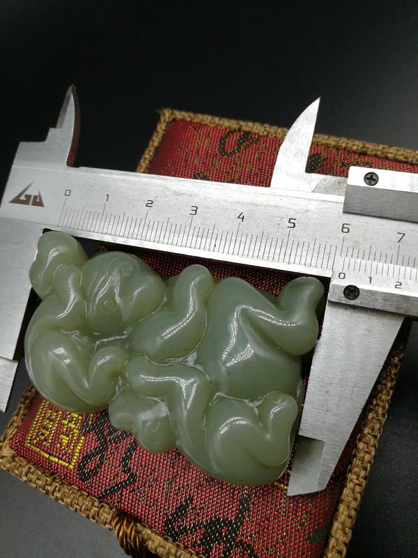古玩玉器輩輩侯手把件掛件拍賣,當前價格266元