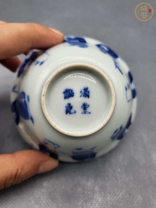 古玩陶瓷青花八仙圖折腰杯真品鑒賞圖