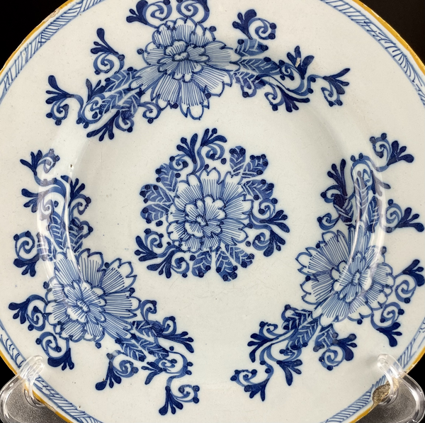 古玩陶瓷清早期青花花卉折沿盤拍賣,當前價格1200元
