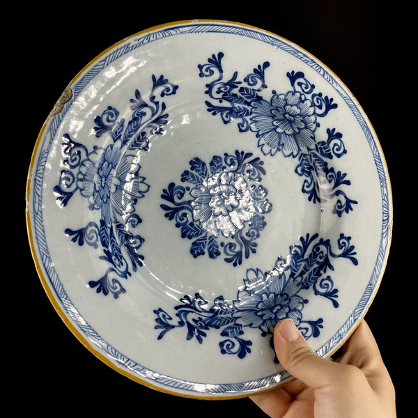 古玩陶瓷清早期青花花卉折沿盤拍賣,當前價格1200元