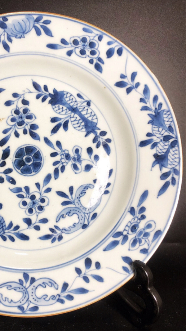 古玩陶瓷清康熙·精品青花三多紋飾折沿盤拍賣,當(dāng)前價(jià)格3000元