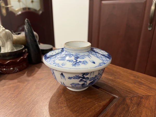 古玩陶瓷民國(guó)青花山水蓋碗拍賣,當(dāng)前價(jià)格299元