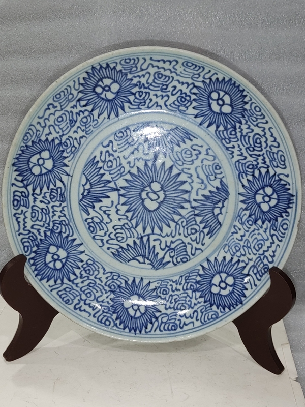 古玩陶瓷青花太陽花紋盤拍賣,當前價格1888元