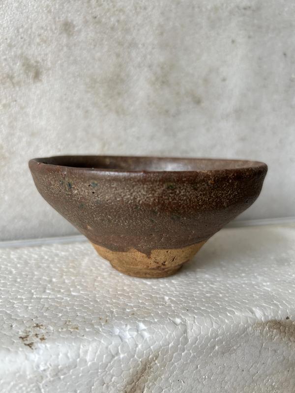 古玩陶瓷元代 醬釉茶盞拍賣(mài),當(dāng)前價(jià)格488元