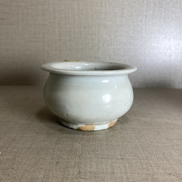 古玩陶瓷白釉圈足爐拍賣,當前價格799元