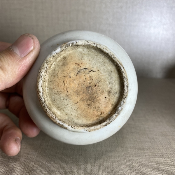 古玩陶瓷白釉圈足爐拍賣,當前價格799元