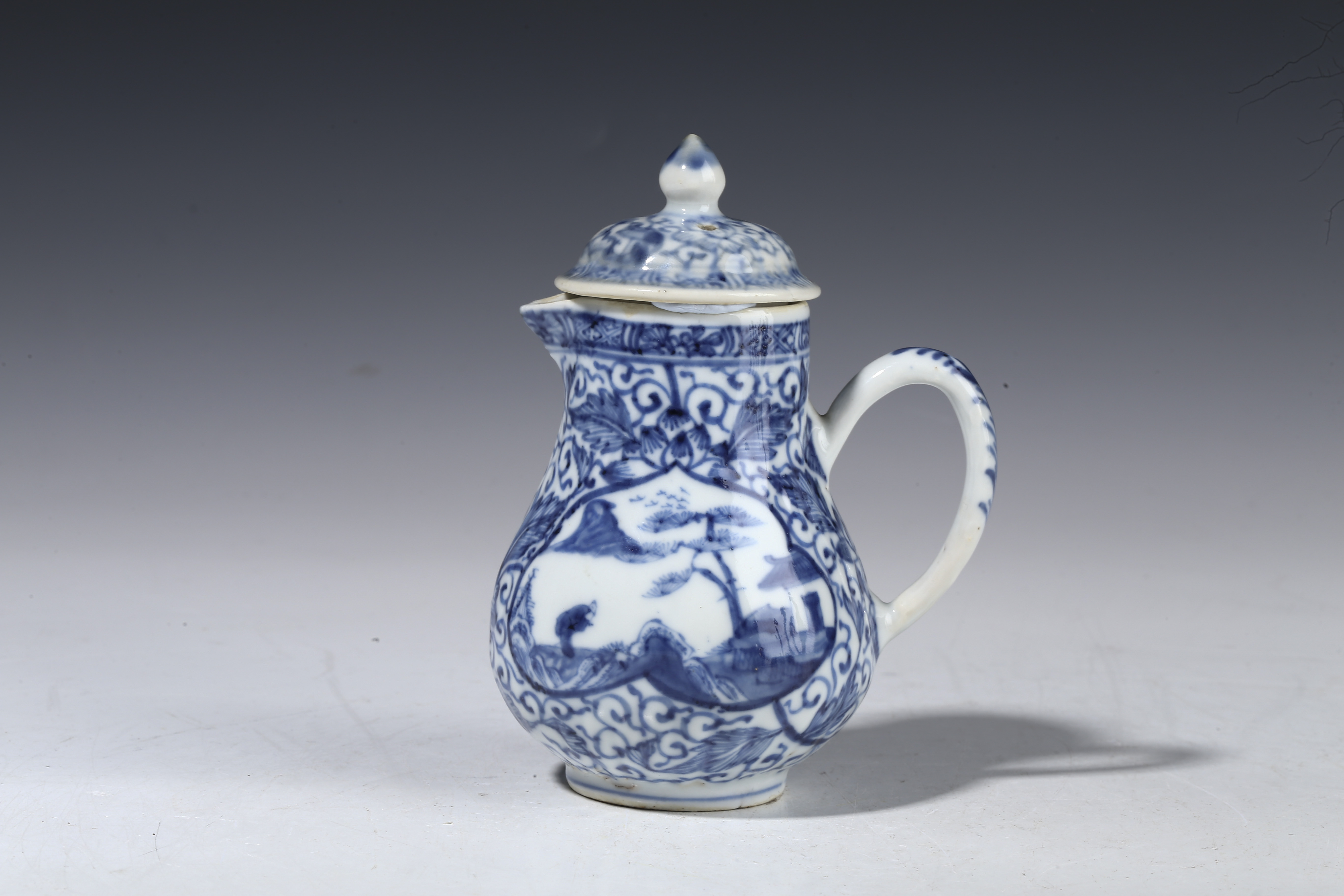 A fine and outstanding peachbloom-glazed 'chrysanthemum