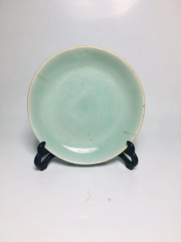 古玩陶瓷豆青釉盤拍賣,當前價格188元
