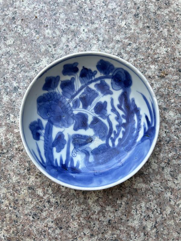 古玩陶瓷康熙 青花鳳穿牡丹圖淺盤拍賣,當(dāng)前價格358元