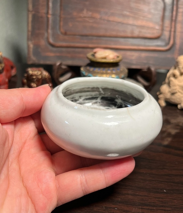古玩陶瓷清中晚期白釉鏜鑼洗拍賣,當前價格2900元