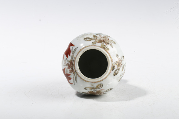 古玩陶瓷乾隆·粉彩魚藻紋雞腿瓶拍賣,當前價格5880元