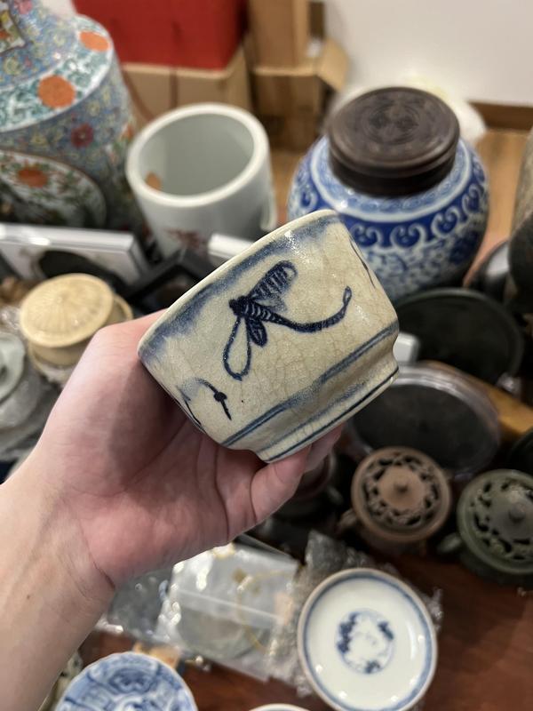 古玩陶瓷哥釉青花荷塘蜻蜓圖香爐拍賣,當(dāng)前價(jià)格299元