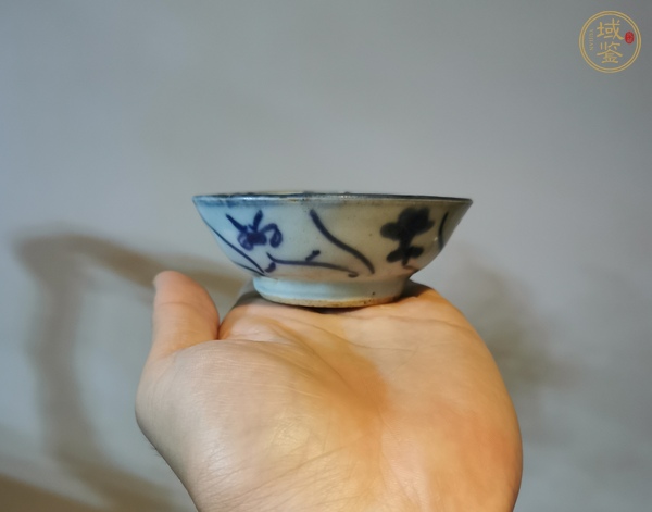 古玩陶瓷青花靈芝花卉紋茶盞真品鑒賞圖