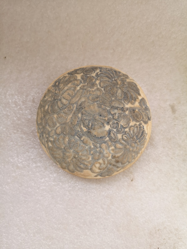 古玩陶瓷宋代青花花卉紋子母粉盒拍賣,當前價格23456元