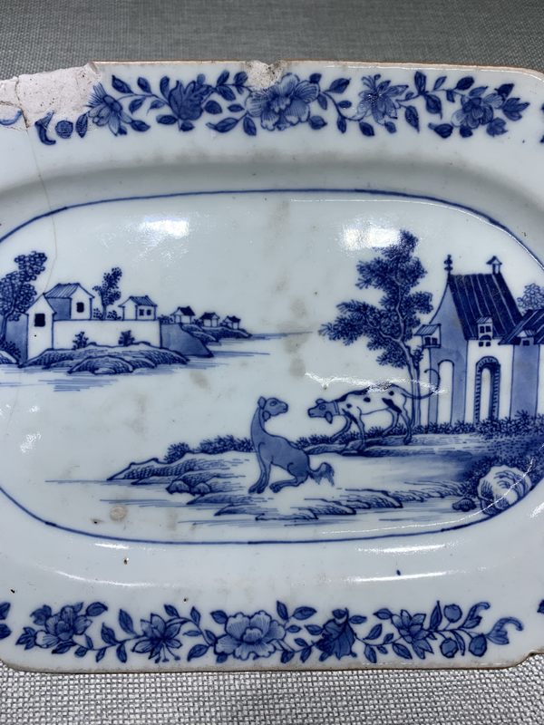 古玩陶瓷乾隆青花獵犬紋八方長盤一件拍賣,當前價格888元