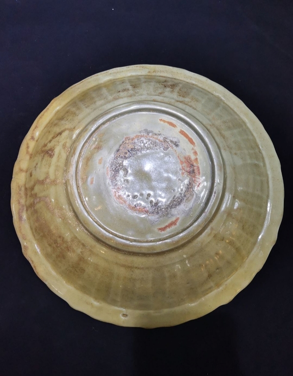 古玩陶瓷元龍泉窯花口盤拍賣,當前價格29800元