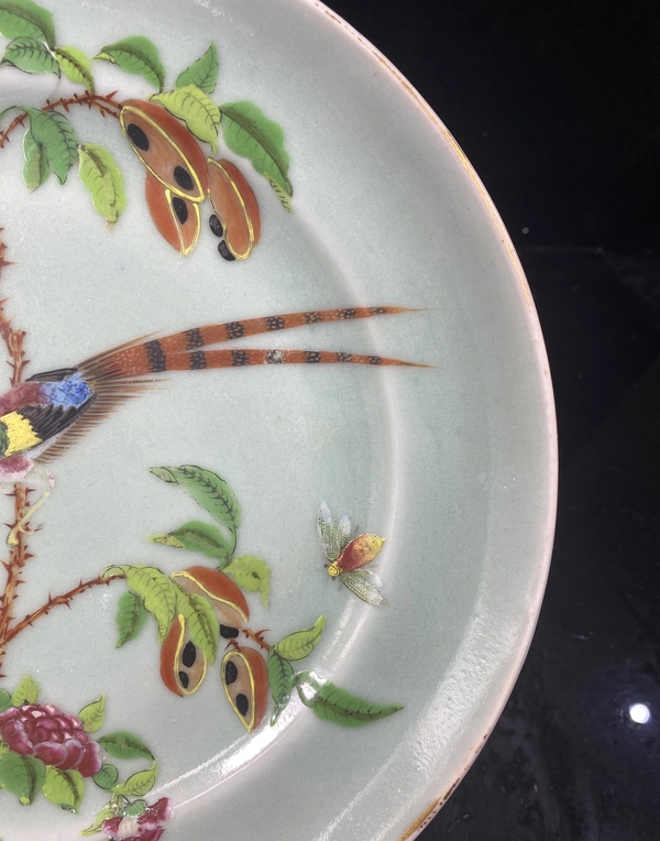 古玩陶瓷豆青釉廣彩花鳥紋折沿盤拍賣,當前價格4500元