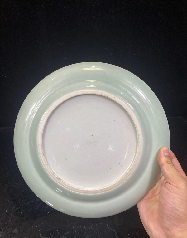 古玩陶瓷豆青釉廣彩花鳥紋折沿盤拍賣,當前價格4500元