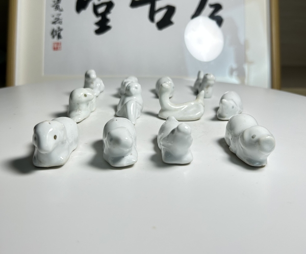 古玩陶瓷青白釉十二生肖造像拍賣,當(dāng)前價(jià)格260元