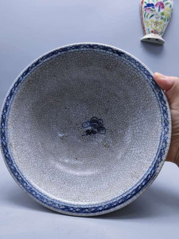 古玩陶瓷哥釉青花碗拍賣,當前價格3600元