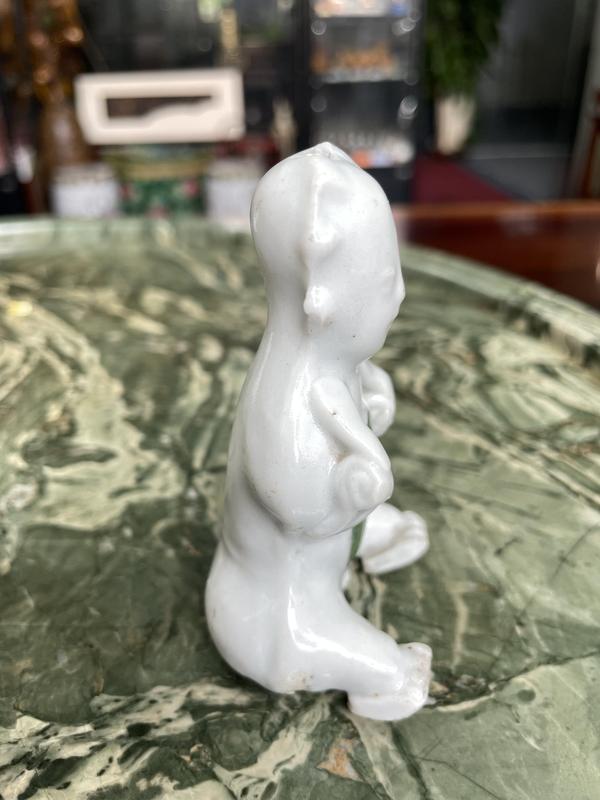 古玩陶瓷清代中晚期綠彩孩童擺件拍賣,當前價格888元